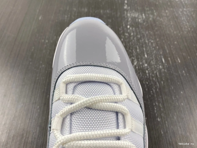 Reps TB 11 Jordan AV2187-140 Air Low Cement Grey 0821